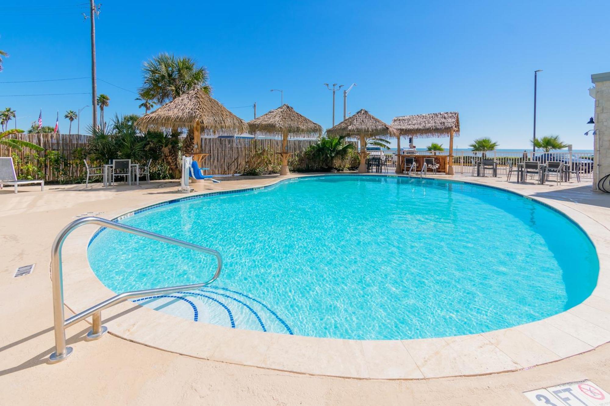 Clarion Pointe Galveston Seawall Hotel Exterior photo